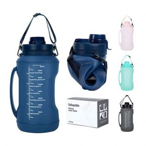 Bouteille d'eau en silicone pliable portable de 2 L avec poignée et couvercle à paille, design personnalisé pour le sport et les voyages - Product Image 1