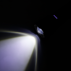 P50 ไฟฉายแบบพกพาแบบชาร์จไฟได้ 18650 มิลลิแอมป์ไฟ LED สีขาวไฟฉุกเฉินกลางแจ้งอลูมิเนียมอัลลอยด์ไฟแคมป์ปิ้ง - Product Image 1