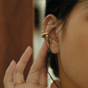 Pendientes de moda de circón Esmeralda en forma de <span class=keywords><strong>serpiente</strong></span>, pendientes de oreja de <span class=keywords><strong>serpiente</strong></span>, exquisito regalo de fiesta de boda para mujer, pendientes finos - Product Image 4