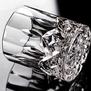 Grossiste Verres à whisky Verrerie pour <span class=keywords><strong>rhum</strong></span> Verres pour bar Verres à liqueur de luxe <span class=keywords><strong>Verre</strong></span> à cocktail transparent en <span class=keywords><strong>cristal</strong></span> 80mm - Product Image 3