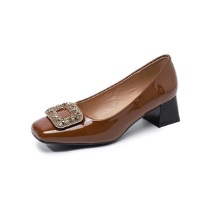 8839-22DX <span class=keywords><strong>Scarpe</strong></span> <span class=keywords><strong>con</strong></span> <span class=keywords><strong>Tacco</strong></span> Alto Decorate <span class=keywords><strong>con</strong></span> Fibbia, Stile Europeo e Americano, in Pelle Verniciata <span class=keywords><strong>con</strong></span> Punta Quadrata e <span class=keywords><strong>Tacco</strong></span> Grosso per <span class=keywords><strong>Donna</strong></span> - Product Image 1
