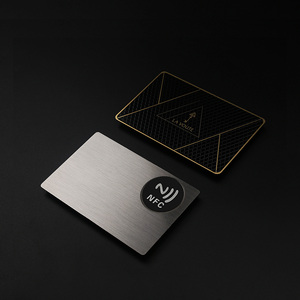 Prix d'usine personnalise la carte de visite en métal d'impression par gravure plaquée argent NFC noire de 0.8mm - Product Image 2