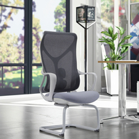 Chaise de bureau moderne grise pour les réunions de conférence, dossier moyen, soutien lombaire réglable, design ergonomique en tissu