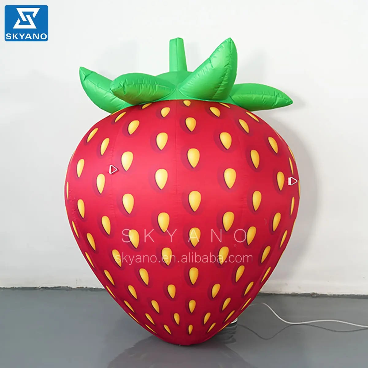 Надувная клубника рекламная модель гигантская Клубника со светодиодными огнями имитация фруктов для продажи