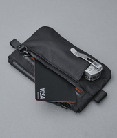 Pochette utilitaire mini noire résistante à l'eau avec logo personnalisé, en tissu Ripstop, double compartiment de rangement, mousqueton, service OEM pour accessoires EDC
