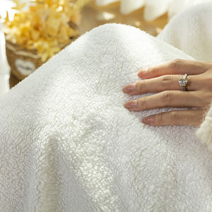 Custom Design 200gsm Flannel <b>Baby</b> <b>Blanket</b> Soft Plush <b>Fleece</b> Wrap Warm Comfortable Folded for Autumn Modern American Bedroom - Product Image 4