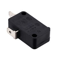 Micro-interrupteur à bouton-poussoir KW7-0 en gros, 16A 250V, 3 broches SPDT, à action rapide, pour porte de four à micro-ondes et cuiseur à riz