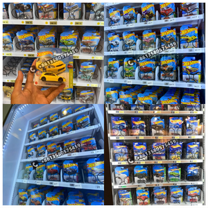 Distributore Automatico di Giocattoli Illuminato a LED con Design Personalizzato - Product Image 2