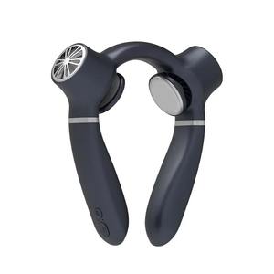 Nouveauté : Ventilateur de cou portable et rechargeable 4000 mAh, sans pales, à LED, pour le sport et l'été, avec fonction eau froide pressée - Product Image 1