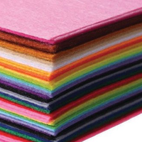 Feutre coloré aiguilleté, rouleaux de tissu non tissé aiguilleté, et matériaux de loisirs créatifs pour les écoles maternelles.