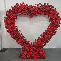Cadre en forme de cœur de luxe avec fleurs artificielles rouges 5D, décoration de toile de fond de mariage, arrangement floral d'arche, accessoires pour événements et fêtes