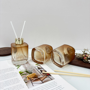 Diffusore di Fragranza <span class=keywords><strong>per</strong></span> la Casa 100ML in Elegante Bottiglia di Vetro, Profumo Personalizzato, Diffusore di Oli Essenziali con <span class=keywords><strong>Bastoncini</strong></span> in Rattan - Product Image 3