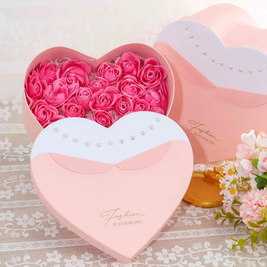 Buquê de flores em formato de coração, novo design luxuoso, um para três, com janela em pvc transparente, caixas de flores rosas para flores e amor
