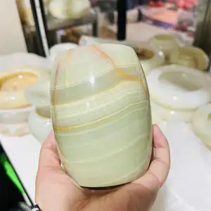 Vente en gros de porte-stylo en cristal de jade d'Afghanistan naturel de haute qualité sculpture reiki couleurs polies tasse en cristal pour la décoration de la maison