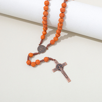 Collier long avec pendentif croix en perles de chapelet en plastique Komi, bijoux religieux catholiques pour femmes et hommes, cadeau