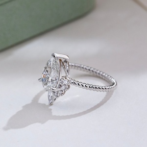 แหวนหมั้นทองคำ 18k รุ่น MSR-1953 ประดับเพชรแล็บโกรนทรงลูกแพร์ 2 กะรัต ระดับ E VVS2 มีสินค้าในสต็อก - Product Image 2