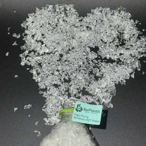 Copos de RPET Blancos Lavados en Caliente de Grado 3A Premium, Alta Pureza, Grado Alimenticio, Residuos de PET Reciclado Transparente para Flejes/Láminas/Fibra - Product Image 4