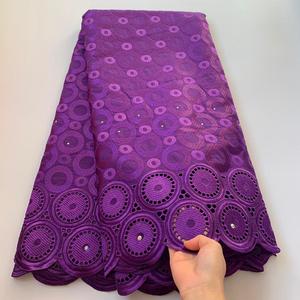 Dentelle de voile <span class=keywords><strong>suisse</strong></span> simple pur coton 5yards tissu de dentelle <span class=keywords><strong>suisse</strong></span> africaine tissu de dentelle de fête - Product Image 2