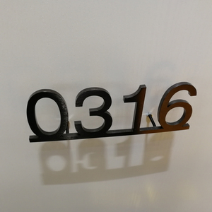 Corte láser oro curvo puerta <span class=keywords><strong>de</strong></span> la casa dirección cartas signo <span class=keywords><strong>de</strong></span> número <span class=keywords><strong>de</strong></span> la habitación <span class=keywords><strong>de</strong></span> Hotel <span class=keywords><strong>de</strong></span> la placa - Product Image 1