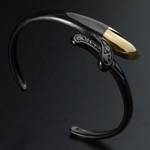 แฟชั่นสตรีทเครื่องประดับประจำวันกำไลข้อมือกริชสแตนเลสสีดำชุบปืนชุบเงินลายทหารสำหรับผู้ชายผู้หญิง - Product Image 2