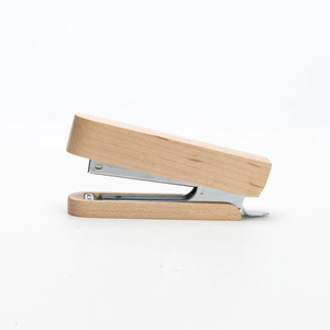 Agrafeuse de bureau rotative multi-angles, flexible et économique en termes de travail, pour <span class=keywords><strong>les</strong></span> rapports <span class=keywords><strong>financiers</strong></span> et <span class=keywords><strong>les</strong></span> contrats - Product Image 1