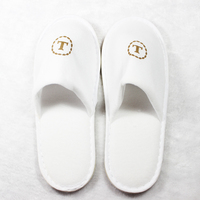 Chaussons jetables en velours corail blanc de luxe pour hôtel, spa et invités, personnalisables avec logo OEM pour équipements hôteliers
