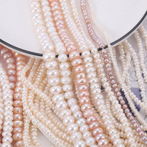 Perles d'eau douce naturelles plates à forte luminosité, vente en gros du fabricant, pour bracelets et colliers DIY, catégorie de produit : perles en vrac - Product Image 1