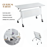Meubles de bureau modulaires au design tendance, bureau de formation confortable et durable, table de réunion pliable pour les employés de l'entreprise