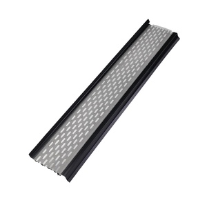 Gouttières plates en alliage d'aluminium série 6000 avec système de blocage d'eau et protection contre les feuilles pour la décoration - Product Image 1