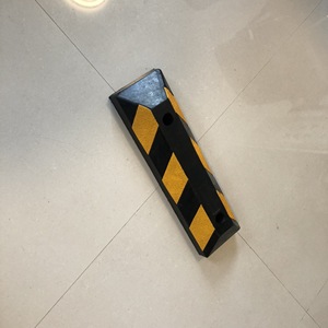 สะท้อนแสงยางโรงรถที่จอดรถ <span class=keywords><strong>Stopper</strong></span> - Product Image 5