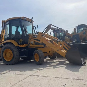รถตักล้อยาง JCB 3CX พร้อมระบบไฮดรอลิก เครื่องยนต์คัมมินส์ รับน้ำหนักได้ 9 ตัน ขับเคลื่อนสี่ล้อ สำหรับงานก่อสร้าง - Product Image 2