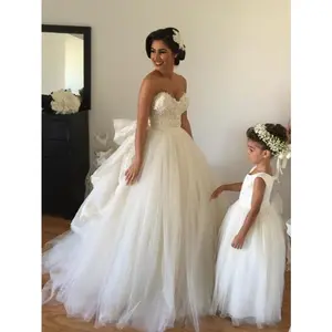 Nieuwste Trouwjurken Sweetheart Kralen Kant Pluizige Backless Bruidsjurken Prinses Baljurk Bridal Jurken