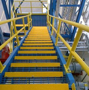 Material básico 304 316 Acero inoxidable antideslizante nariz de escalera con revestimiento de grano de carburo de silicio piezas de escalera de calidad superior - Product Image 1