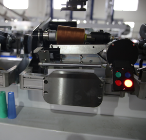Machine à enrouler automatiquement les fils, enrouleur haute vitesse pour fils à coudre, fils à broder et fils spéciaux (KC522E) - Product Image 3