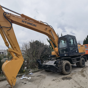 Excavatrice sur pneus Hyundai R210w-7 d'occasion, haute stabilité, 21 tonnes, moteur d'origine, meilleures performances, en vente - Product Image 6