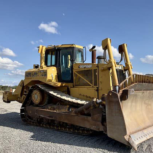 Topadora de cadenas Caterpillar D8R amarilla con capacidad de nivelación de 8.6m, equipo de construcción de alta eficiencia - Product Image 3