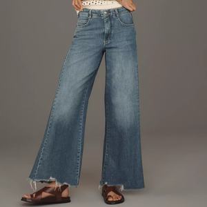 Jeans de Mezclilla Azules Personalizados OEM para Mujer, de Alta Calidad, Corte Holgado, Cintura Media, Estilo Flare, Pantalones Anchos de Moda - Product Image 1