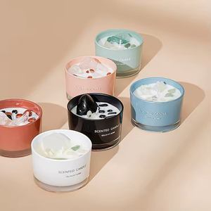 เทียนหอมคริสตัลอโรมาเธอราพีสุดหรูแบบขายส่ง กลิ่นหอมผ่อนคลาย ทำจากขี้ผึ้งถั่วเหลือง พร้อมคริสตัลตกแต่ง กลิ่นหอมตามสั่ง - Product Image 2