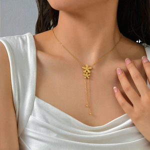Collier pour femme <span class=keywords><strong>Palace</strong></span> Designs KYNL0484, pendentif brillant en forme de fleur géométrique tendance en zircon et acier inoxydable, idéal pour un anniversaire - Product Image 3