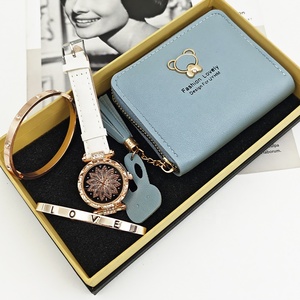 Conjunto de Relojes de Mujer en Tendencia 2026, Reloj con Diamantes, Pulsera y Cartera de Cuero, Set de Regalo - Product Image 4