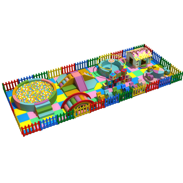Aire de jeux maison bébé