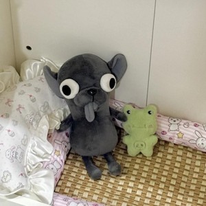 Jouet en peluche Godbunwa pour chien, adorable <span class=keywords><strong>chihuahua</strong></span> gris en peluche avec la langue sortie, peluche douce et moelleuse pour les fans - Product Image 5