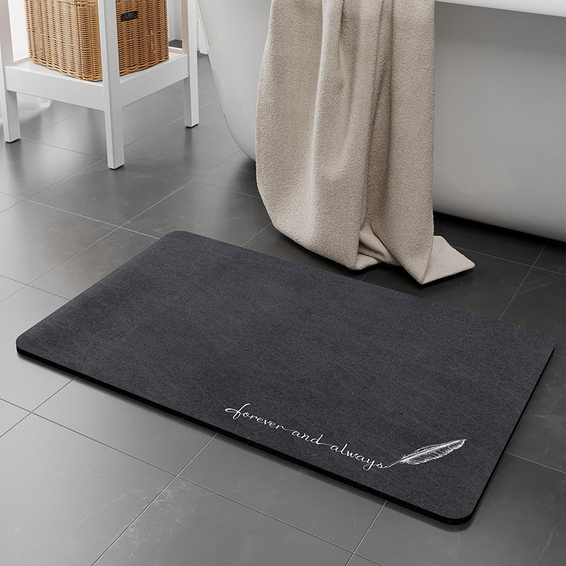 Tapis de bain en polaire arc-en-ciel - Plume bleu marine