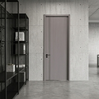 Porte intérieure contemporaine en MDF imperméable avec surface finie pour maisons modernes, appartements, chambres, cuisines et villas