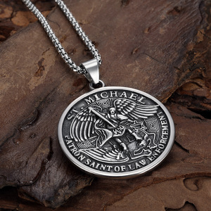 Produsen kalung liontin Punk antik Saint Michael Archangel baja tahan karat pria - Product Image 4
