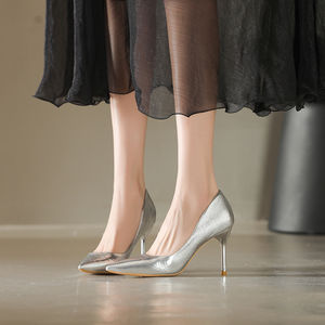 NUEVOS Tacones de Moda 42 2025 al por Mayor, Tacones Altos Finos de PU Dorado Sólido para Mujer - Product Image 1