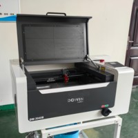 Machine de gravure et de découpe laser CO2 de haute précision 40W 3040 pour tampons en caoutchouc acrylique