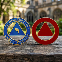 Badge métallique personnalisé du fabricant, en alliage de zinc émaillé, plaqué or creux, emblème logo souvenir 14e anniversaire