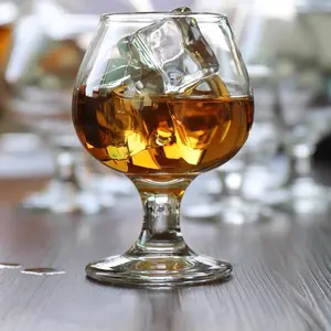 Fabricant Vente de Gros Liqueur Whisky Verre Ensemble De Bar En Vrac Brandy Snifters Verres À Vin Personnalisés Verres À Vin Vintage