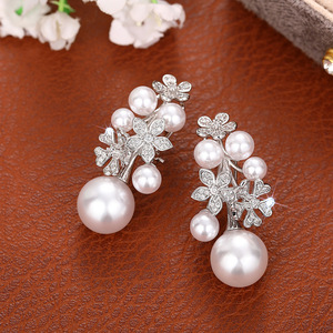 Orecchini Pendenti Floreali con Perle Finte per Donne, Eleganti Orecchini Sakura Stile Principessa, Gioielli alla Moda - Product Image 6